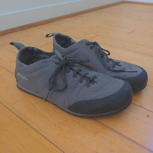 Evolv men's shoes